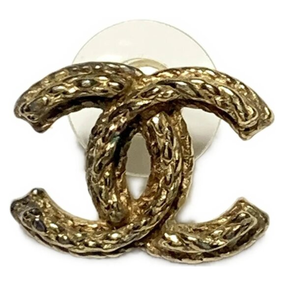 CHANEL Coco - Gold Hardware Earrings